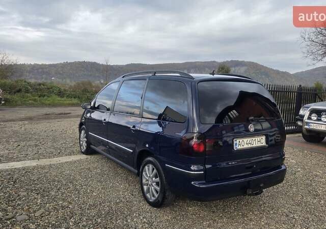 Синий Фольксваген Шаран, объемом двигателя 1.9 л и пробегом 317 тыс. км за 5200 $, фото 3 на Automoto.ua