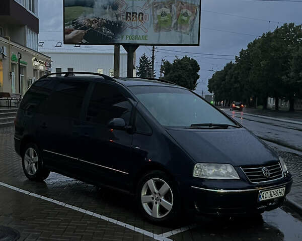 Синий Фольксваген Шаран, объемом двигателя 1.9 л и пробегом 388 тыс. км за 6700 $, фото 10 на Automoto.ua
