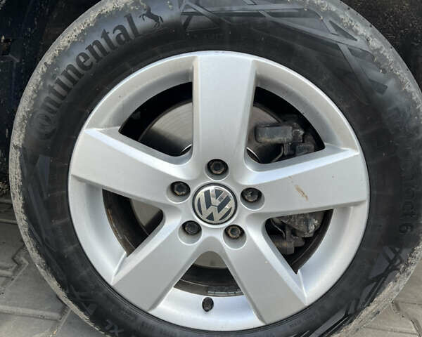 Синий Фольксваген Шаран, объемом двигателя 1.9 л и пробегом 388 тыс. км за 6700 $, фото 9 на Automoto.ua