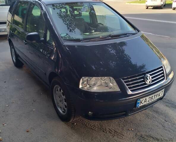 Синий Фольксваген Шаран, объемом двигателя 1.9 л и пробегом 312 тыс. км за 6900 $, фото 6 на Automoto.ua