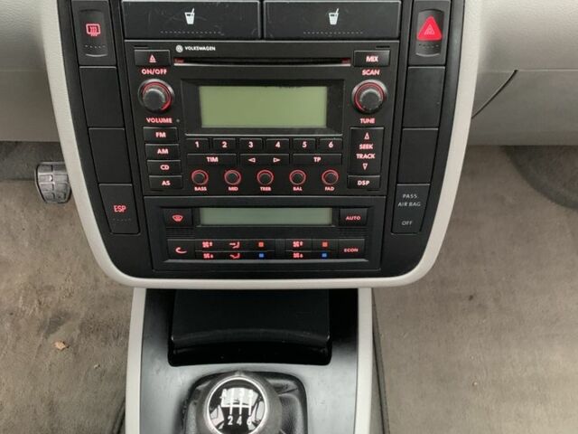 Синий Фольксваген Шаран, объемом двигателя 1.78 л и пробегом 224 тыс. км за 5900 $, фото 8 на Automoto.ua