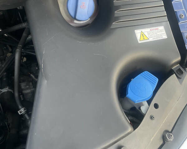 Синий Фольксваген Шаран, объемом двигателя 2 л и пробегом 140 тыс. км за 8555 $, фото 26 на Automoto.ua