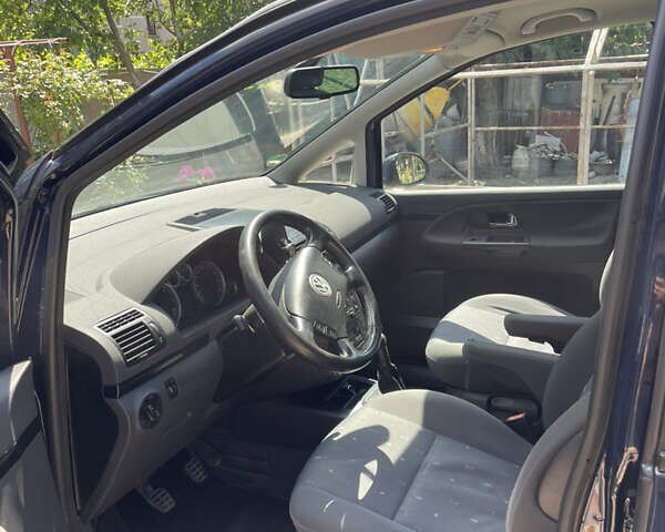 Синий Фольксваген Шаран, объемом двигателя 2 л и пробегом 276 тыс. км за 7000 $, фото 8 на Automoto.ua