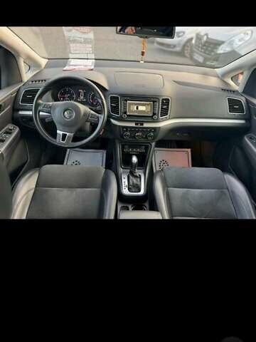 Синій Фольксваген Шаран, об'ємом двигуна 2 л та пробігом 285 тис. км за 14600 $, фото 3 на Automoto.ua