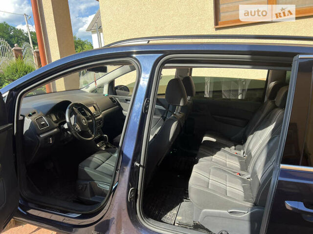 Синий Фольксваген Шаран, объемом двигателя 2 л и пробегом 311 тыс. км за 11500 $, фото 7 на Automoto.ua