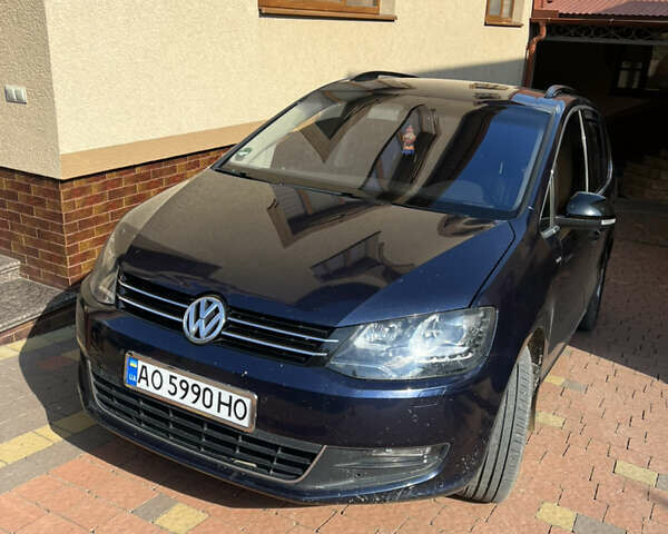 Синий Фольксваген Шаран, объемом двигателя 2 л и пробегом 311 тыс. км за 11500 $, фото 3 на Automoto.ua