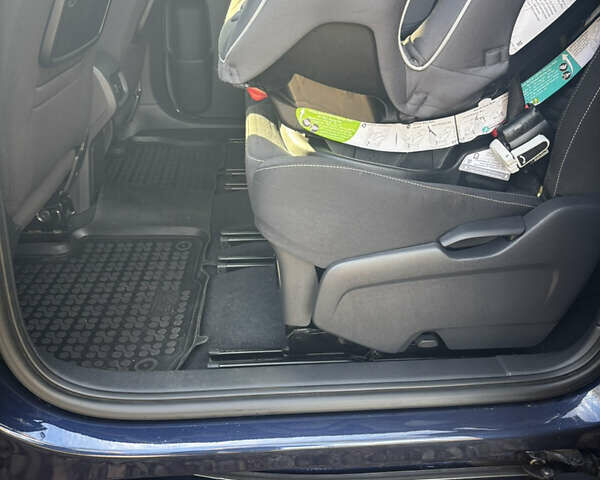 Синий Фольксваген Шаран, объемом двигателя 2 л и пробегом 188 тыс. км за 16700 $, фото 17 на Automoto.ua