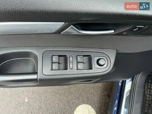 Синий Фольксваген Шаран, объемом двигателя 1.97 л и пробегом 189 тыс. км за 17290 $, фото 12 на Automoto.ua