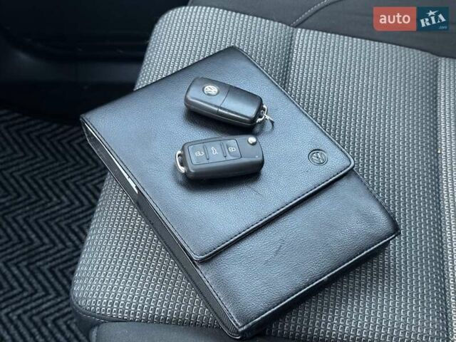 Синий Фольксваген Шаран, объемом двигателя 2 л и пробегом 270 тыс. км за 15900 $, фото 94 на Automoto.ua