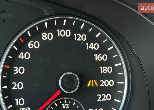 Синий Фольксваген Шаран, объемом двигателя 2 л и пробегом 270 тыс. км за 15900 $, фото 17 на Automoto.ua