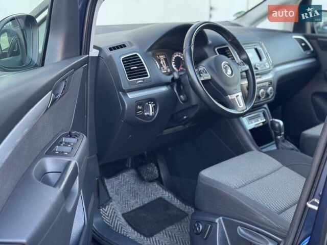 Синий Фольксваген Шаран, объемом двигателя 2 л и пробегом 270 тыс. км за 15900 $, фото 56 на Automoto.ua