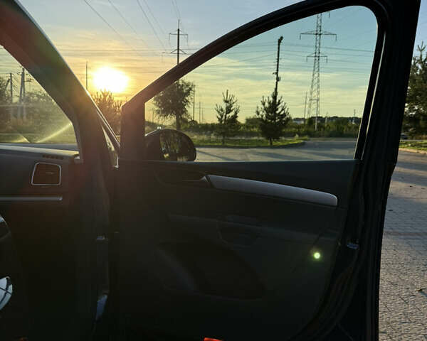 Синій Фольксваген Шаран, об'ємом двигуна 1.97 л та пробігом 185 тис. км за 23000 $, фото 20 на Automoto.ua