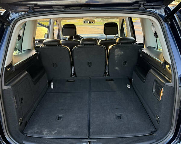 Синій Фольксваген Шаран, об'ємом двигуна 1.97 л та пробігом 185 тис. км за 23000 $, фото 18 на Automoto.ua