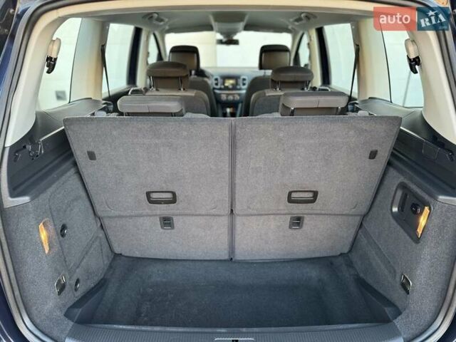 Синий Фольксваген Шаран, объемом двигателя 2 л и пробегом 270 тыс. км за 15900 $, фото 71 на Automoto.ua