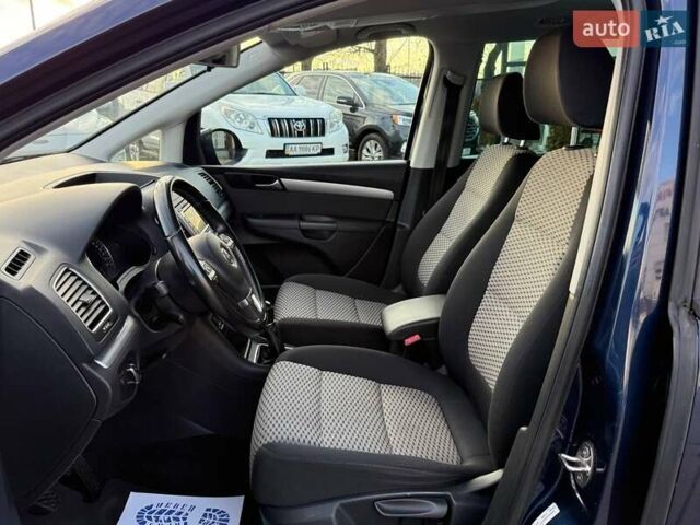 Синий Фольксваген Шаран, объемом двигателя 1.39 л и пробегом 137 тыс. км за 13900 $, фото 13 на Automoto.ua