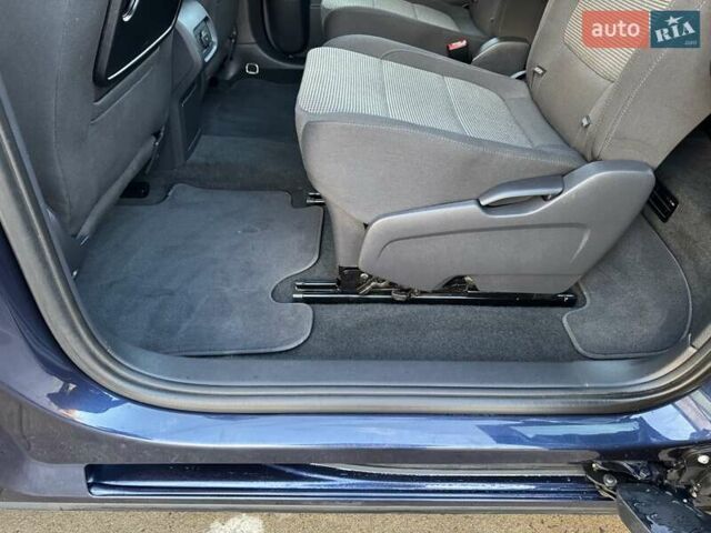 Синий Фольксваген Шаран, объемом двигателя 2 л и пробегом 270 тыс. км за 15900 $, фото 68 на Automoto.ua