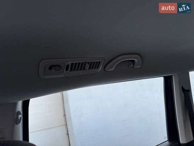 Синий Фольксваген Шаран, объемом двигателя 2 л и пробегом 270 тыс. км за 15900 $, фото 89 на Automoto.ua