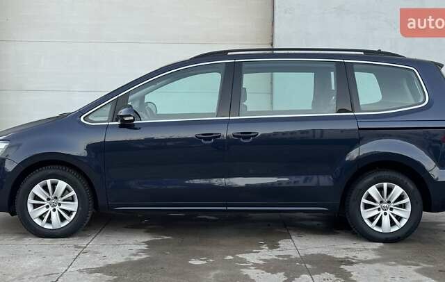 Синий Фольксваген Шаран, объемом двигателя 2 л и пробегом 270 тыс. км за 15900 $, фото 12 на Automoto.ua