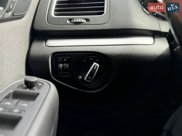 Синій Фольксваген Шаран, об'ємом двигуна 1.39 л та пробігом 133 тис. км за 13200 $, фото 10 на Automoto.ua