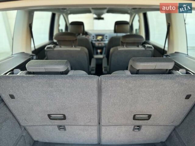 Синий Фольксваген Шаран, объемом двигателя 2 л и пробегом 270 тыс. км за 15900 $, фото 72 на Automoto.ua