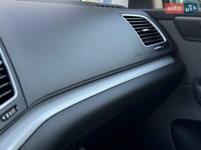 Синий Фольксваген Шаран, объемом двигателя 2 л и пробегом 270 тыс. км за 15900 $, фото 81 на Automoto.ua