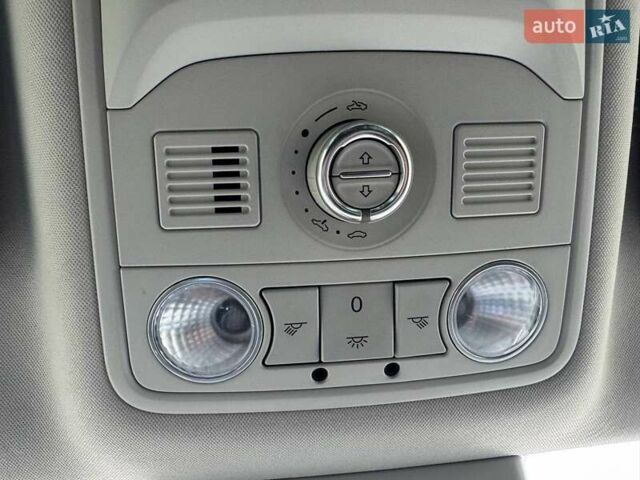 Синий Фольксваген Шаран, объемом двигателя 1.97 л и пробегом 191 тыс. км за 21990 $, фото 25 на Automoto.ua