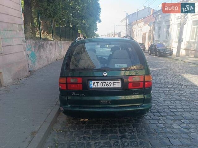 Зеленый Фольксваген Шаран, объемом двигателя 2.79 л и пробегом 200 тыс. км за 1799 $, фото 5 на Automoto.ua