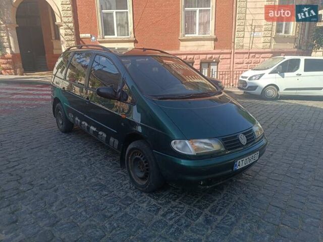 Зеленый Фольксваген Шаран, объемом двигателя 2.79 л и пробегом 200 тыс. км за 1799 $, фото 1 на Automoto.ua