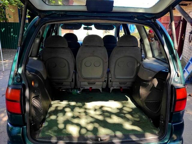 Зеленый Фольксваген Шаран, объемом двигателя 1.9 л и пробегом 599 тыс. км за 2000 $, фото 5 на Automoto.ua