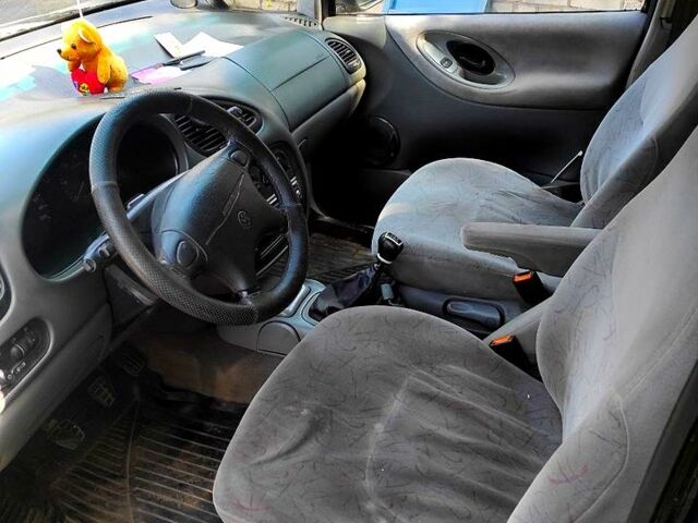 Зеленый Фольксваген Шаран, объемом двигателя 1.9 л и пробегом 599 тыс. км за 2000 $, фото 8 на Automoto.ua