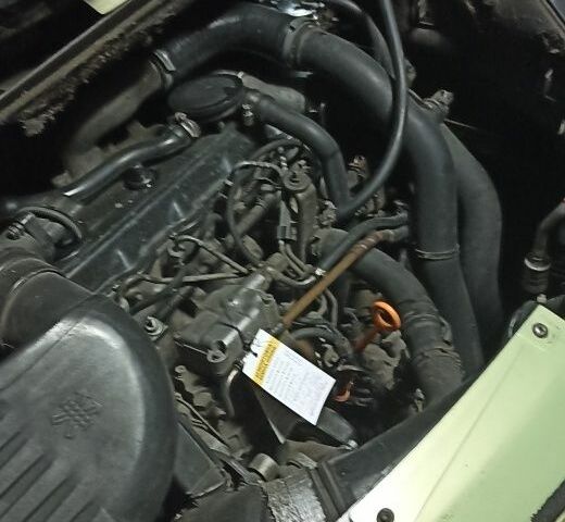 Зеленый Фольксваген Шаран, объемом двигателя 1.9 л и пробегом 362 тыс. км за 4253 $, фото 20 на Automoto.ua