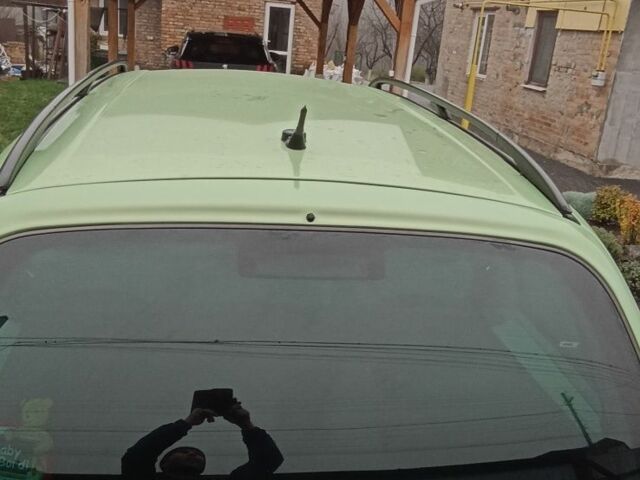 Зеленый Фольксваген Шаран, объемом двигателя 1.9 л и пробегом 362 тыс. км за 4253 $, фото 7 на Automoto.ua