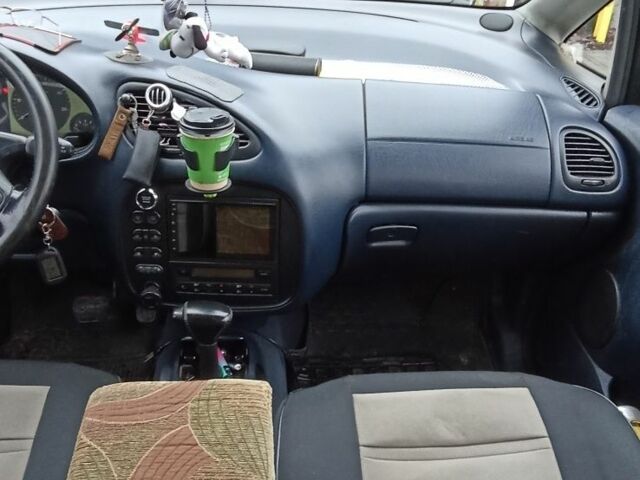 Зеленый Фольксваген Шаран, объемом двигателя 1.9 л и пробегом 362 тыс. км за 4253 $, фото 11 на Automoto.ua