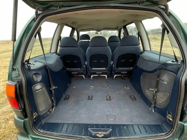 Зеленый Фольксваген Шаран, объемом двигателя 1.9 л и пробегом 125 тыс. км за 3500 $, фото 4 на Automoto.ua