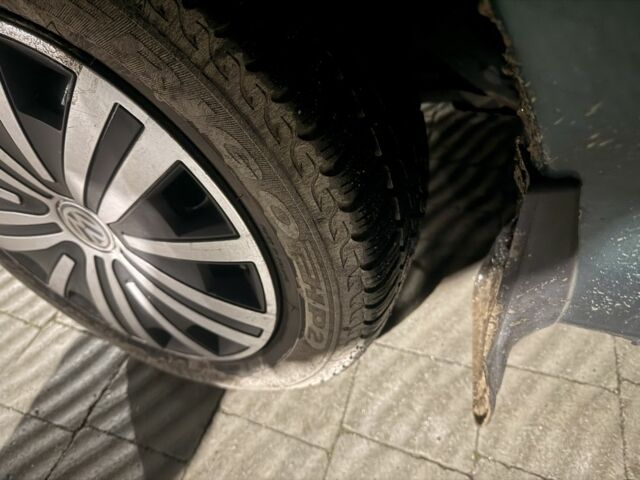 Зелений Фольксваген Шаран, об'ємом двигуна 1.8 л та пробігом 294 тис. км за 3800 $, фото 14 на Automoto.ua