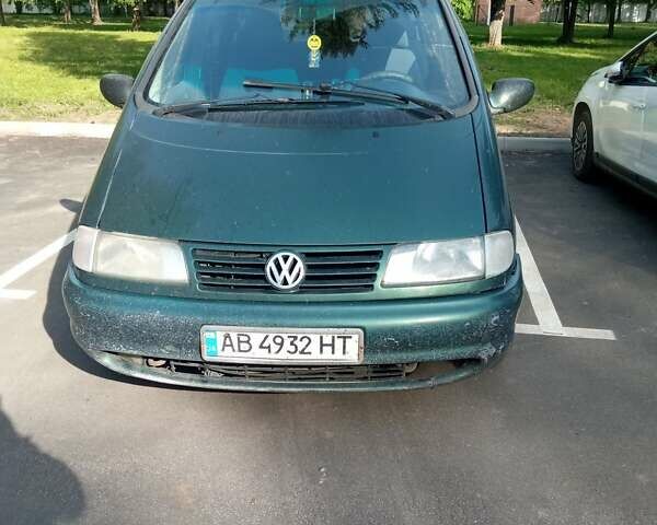 Зеленый Фольксваген Шаран, объемом двигателя 1.78 л и пробегом 360 тыс. км за 3300 $, фото 10 на Automoto.ua