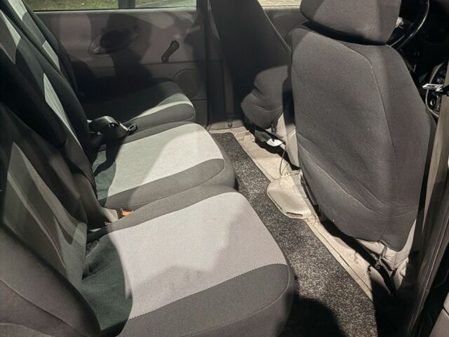 Зелений Фольксваген Шаран, об'ємом двигуна 1.8 л та пробігом 294 тис. км за 3800 $, фото 12 на Automoto.ua