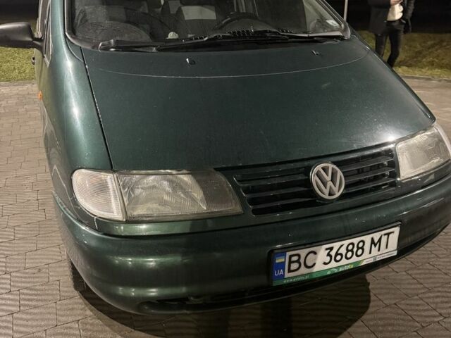 Зелений Фольксваген Шаран, об'ємом двигуна 1.8 л та пробігом 294 тис. км за 3800 $, фото 8 на Automoto.ua
