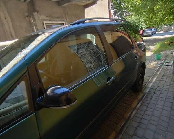 Зеленый Фольксваген Шаран, объемом двигателя 1.9 л и пробегом 395 тыс. км за 3700 $, фото 8 на Automoto.ua