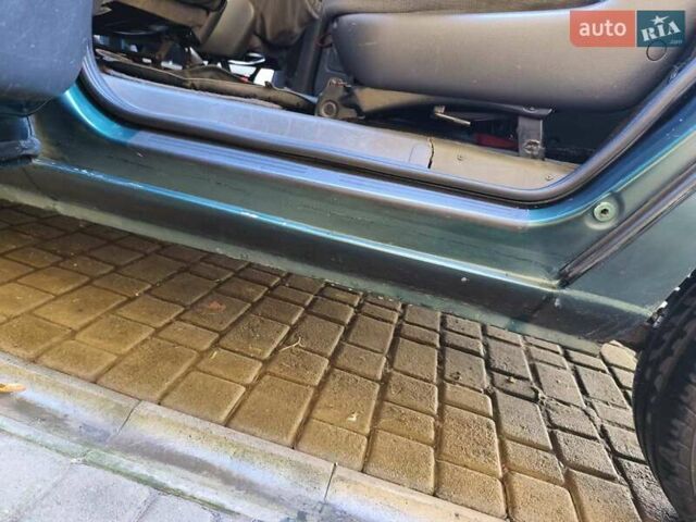 Зеленый Фольксваген Шаран, объемом двигателя 1.9 л и пробегом 395 тыс. км за 3700 $, фото 12 на Automoto.ua