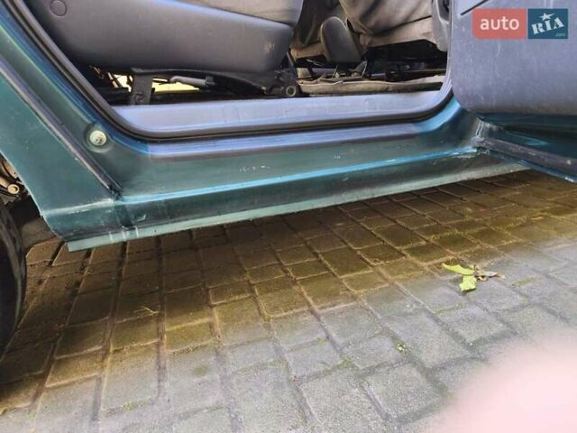 Зеленый Фольксваген Шаран, объемом двигателя 1.9 л и пробегом 395 тыс. км за 3700 $, фото 13 на Automoto.ua