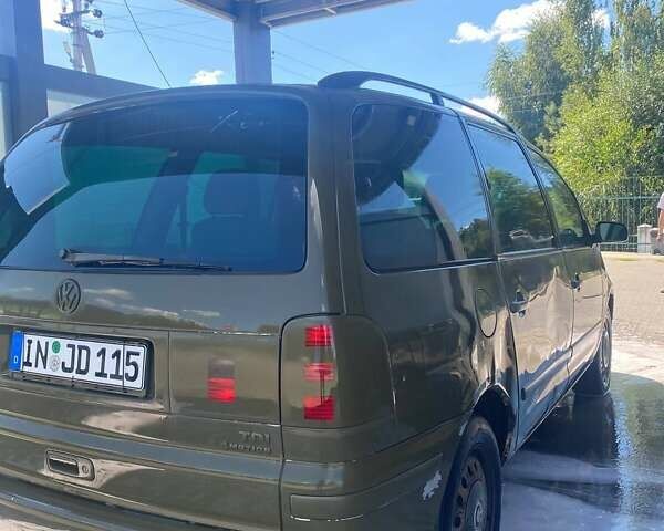 Фольксваген Шаран 2001 в Житомире на Automoto.ua Зеленый Фольксваген Шаран, объемом двигателя 1.9 л и пробегом 430 тыс. км за 2300 $, фото 6 на Automoto.ua