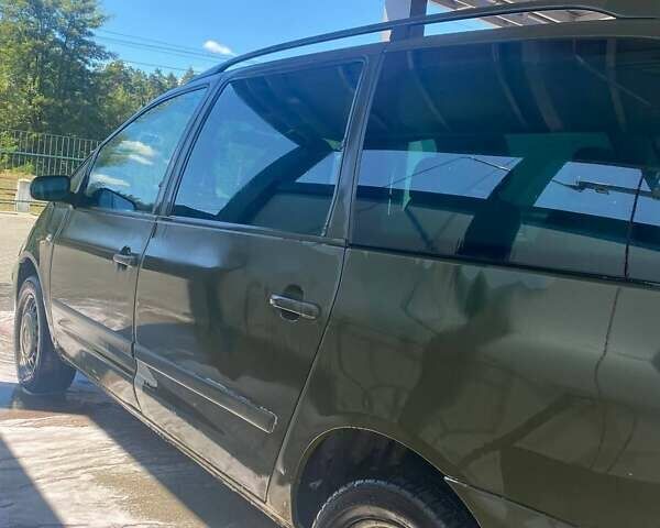 Фольксваген Шаран 2001 в Житомире на Automoto.ua Зеленый Фольксваген Шаран, объемом двигателя 1.9 л и пробегом 430 тыс. км за 2300 $, фото 4 на Automoto.ua