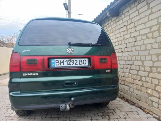 Зеленый Фольксваген Шаран, объемом двигателя 1.9 л и пробегом 347 тыс. км за 6000 $, фото 1 на Automoto.ua