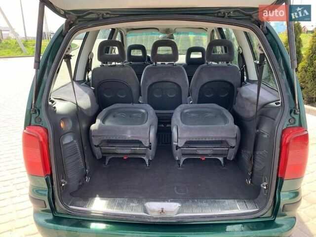 Зелений Фольксваген Шаран, об'ємом двигуна 1.9 л та пробігом 320 тис. км за 3000 $, фото 10 на Automoto.ua