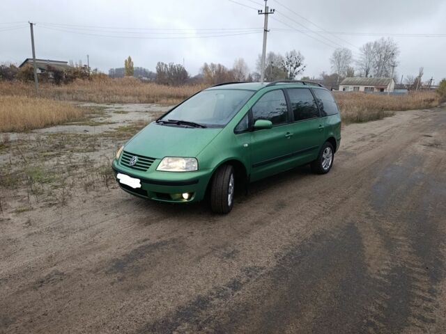 Зелений Фольксваген Шаран, об'ємом двигуна 1.9 л та пробігом 312 тис. км за 2500 $, фото 4 на Automoto.ua