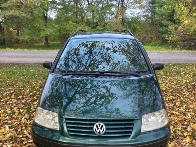 Зеленый Фольксваген Шаран, объемом двигателя 1.9 л и пробегом 347 тыс. км за 6000 $, фото 4 на Automoto.ua