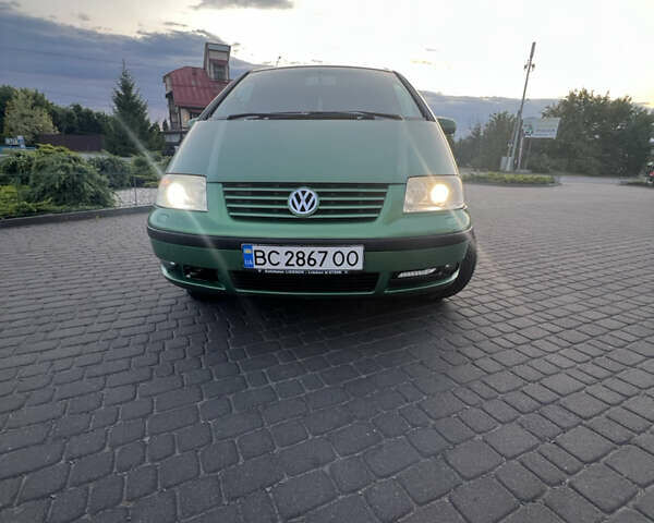 Зеленый Фольксваген Шаран, объемом двигателя 1.8 л и пробегом 316 тыс. км за 4350 $, фото 24 на Automoto.ua