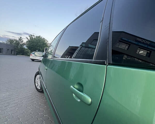 Зеленый Фольксваген Шаран, объемом двигателя 1.8 л и пробегом 316 тыс. км за 4350 $, фото 42 на Automoto.ua