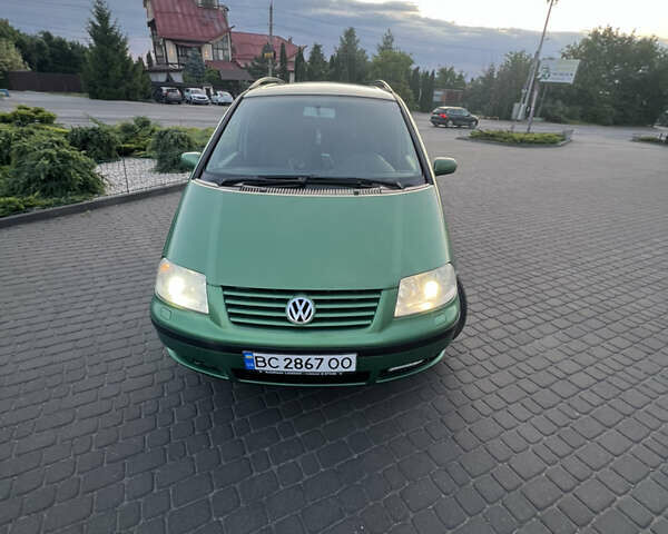 Зеленый Фольксваген Шаран, объемом двигателя 1.8 л и пробегом 316 тыс. км за 4350 $, фото 19 на Automoto.ua